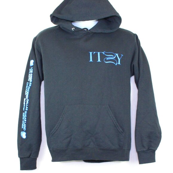 Rare ITZY First World Tour Hoodie Mens Small - Picture 1 of 7